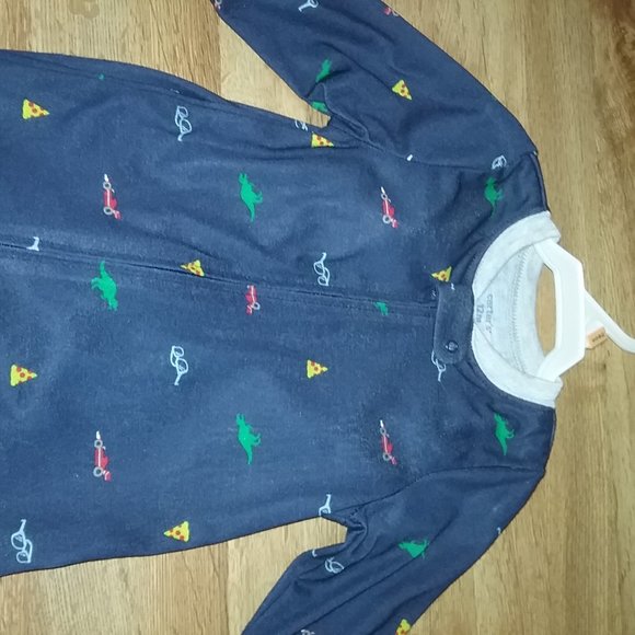 Carter's 12 months jammies - Picture 2 of 3